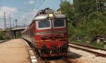 Запали се локомотивът на пътническия влак Ямбол - Бургас
