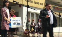 Комисар Мария Габриел във Вълчи дол: Инициативата за безплатен интернет  WIFI4EU допринася за подобряване на ежедневието на хората в селските  райони