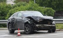 Опасно: Коли се преобръщат заради опасна мантинела на столичен булевард