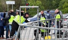 Децата, блъснати от кола в Перловската река, са в стабилно състояние