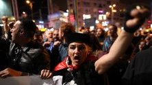 Протестите срещу повторното провеждане на избори в Истанбул, Турция продължава. Турската избирателна комисия на 06 май нареди да се повторят изборите за кмет в Истанбул.