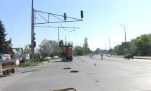 Пожар на строителни машини засегна тролейбусната мрежа в Бургас