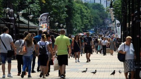 Бизнесът иска първите три дни от болничния да не се плащат изобщо