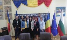 Екипът на град Елена участва на фестивал в Меджидия