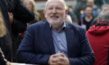 Франс Тимерманс поема председателството на ЕК временно