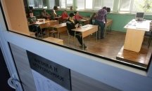 Зрелостниците започват явяването на матурите по желание