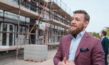COVID-19 покоси семейството на ММА звездата Магрегър