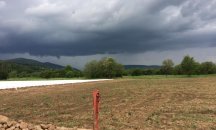 Силна буря с градушка удари Северозападна България