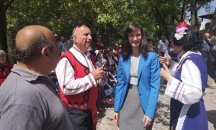 Мария Габриел и Емил Радев поздравиха жителите на Владиславово за празника на варненския район