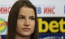 Шампионката по борба Биляна Дудова е опитала да се самоубие