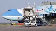 ТАСС: Доналд Тръмп пристигна на посещение в Япония