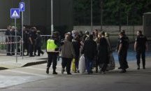 Бързо върви броенето на бюлетини в Арена Армеец