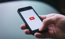 YouTube прогонва инициатори на дискриминация