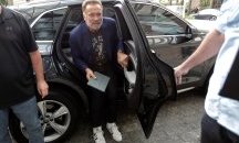 Охраната на Арнолд Шварценегер използва електрошок срещу крадец