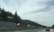 Аварирал тир спря движението в активната лента на магистрала „Тракия”