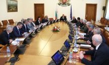 Кабинетът отпуска допълнителни средства за язовирите и за спорт