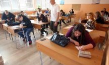 Двойно повече зрелостници преписват текста, без да разсъждават по него