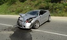 Трима са с опасност за живота след катастрофа във Варна