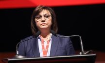 Корнелия Нинова оттегли оставката си