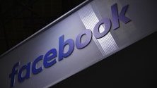 Лого на Facebook на щанд по време на панаирите за иновации на Vivatech, в Париж, Франция. Facebook съобщи в социалните медии за плановете си за криптовалута, наречена Везни.