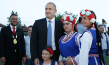 Румен Радев: Народното творчество показва жизнеността на българския дух и традиции