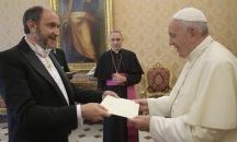 Папата прие акредитивните писма на новия български посланик към Ватикана