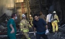 Четири жертви на пожар във фабрика в Истанбул
