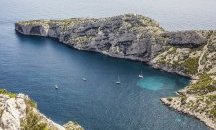 Забраниха плуването на плажове в Марсилия заради замърсяване