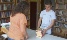 Кирил Балдев ще раздава безплатно книги във влака от София за Бургас