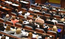Парламентът на Северна Македония одобри рокадите в правителството