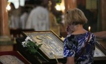 Християни отправиха молитва към светите апостоли Петър и Павел