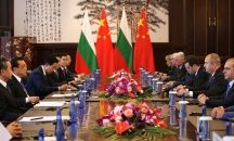 Радев предложи на Ли Къцян откриване на пряка въздушна линия