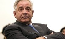 Бившият премиер Иво Санадер влиза в затвора за корупция