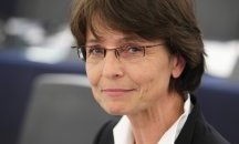 Комисар Мариан Тейсен: Социално затопляне, глобално предупреждение
