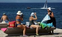 Рекордни жеги в Северна Гърция, засилен трафик по магистралите