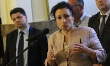 Десислава Танева: Сектор свиневъдство е под огромна заплаха, но няма да се стигне до екокатастрофа