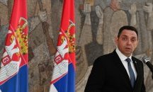 Косово забрани на сръбския военен министър да влиза в страната