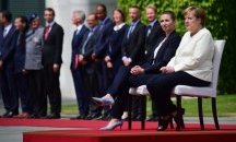Ангела Меркел изслуша седнала химните на Германия и Дания