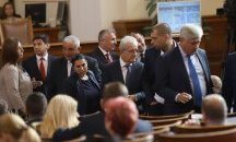 Липса на кворум провали дебата за машинното гласуване