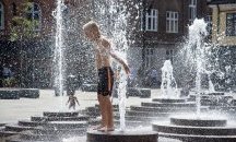 Европа се „топи“ в неистовите жеги