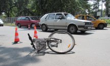 18-годишен велосипедист е блъснат от лек автомобил на пешеходната зона в Кюстендил