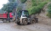 25 туристи бяха блокирани в района на Момчилград заради свлачище