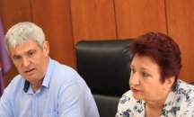 Синдикати искат по-високи заплата за ветеринарите, борещи се с Африканската чума