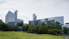 Централата на Gannett Co. във Вирджиния, САЩ. GateHouse Media купува Gannett Co. за близо 1,4 милиарда щатски долара.Компанията ще запази името на Gannett и ще контролира 230 ежедневници и 130 седмичници.