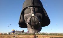 Огромен балон във формата на Дарт Вейдър полетя над Бристол