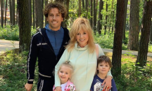 Фенове погребаха Алла Пугачова, объркани от неин пост в социалната мрежа