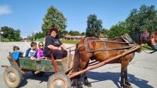 Facebook: Приеми ме на село