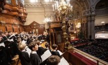 Германка съди момчешки хор, не приели дъщеря ѝ да пее в него