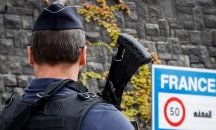 Арести във Франция за планиране на нападение над полицаи по време на Г-7