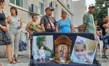 Пореден ден на протести пред болницата в Сливен заради убийството на 7-годишното момиченце
